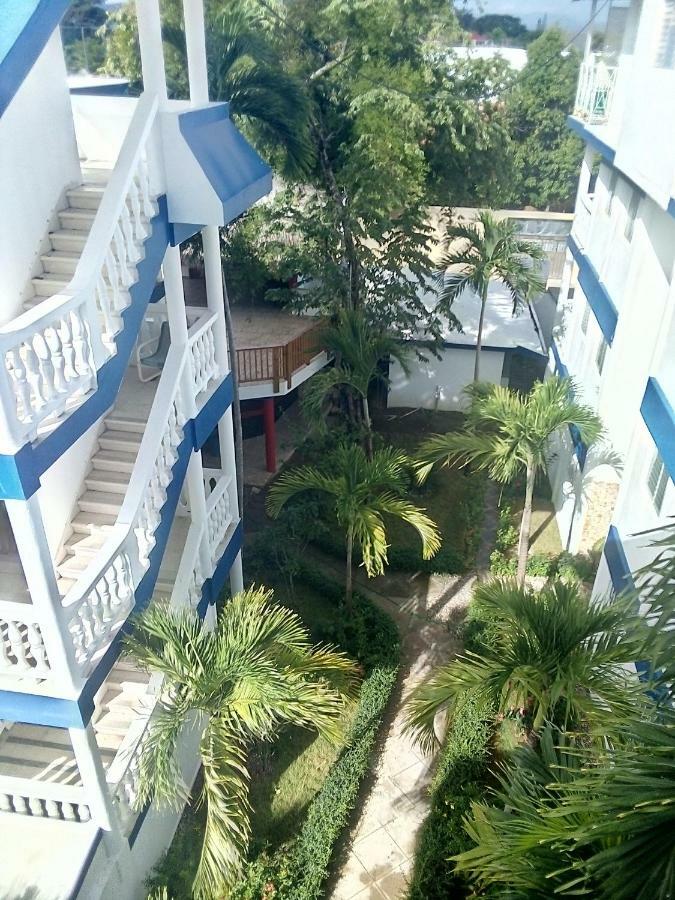 Hotel Checo Sosua Exterior photo